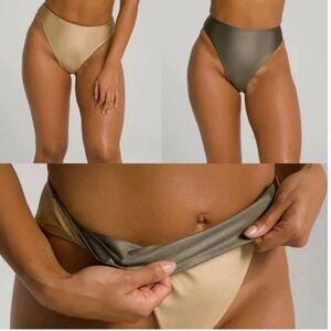 Good American Women’s Good Waist Reversible High Shine Cheeky Bikini Swim Bottom